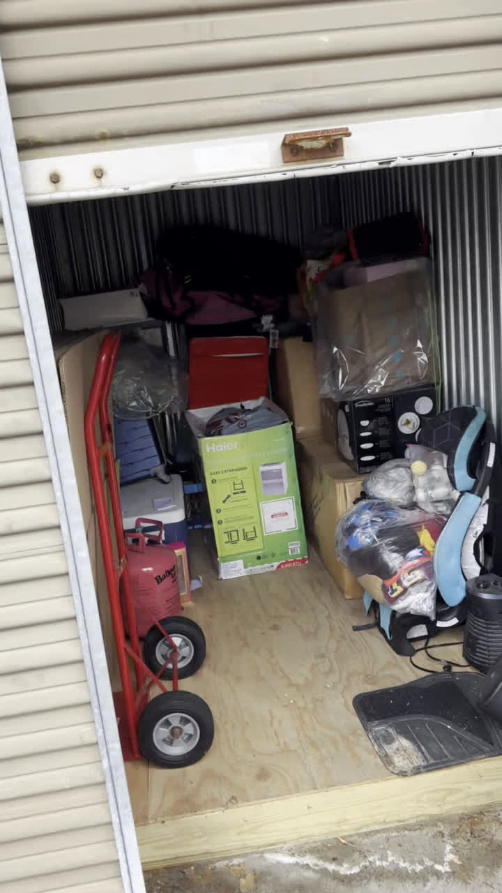 Unit 046 Somersworth, New Hampshire PIP Storage of Somersworth BID13