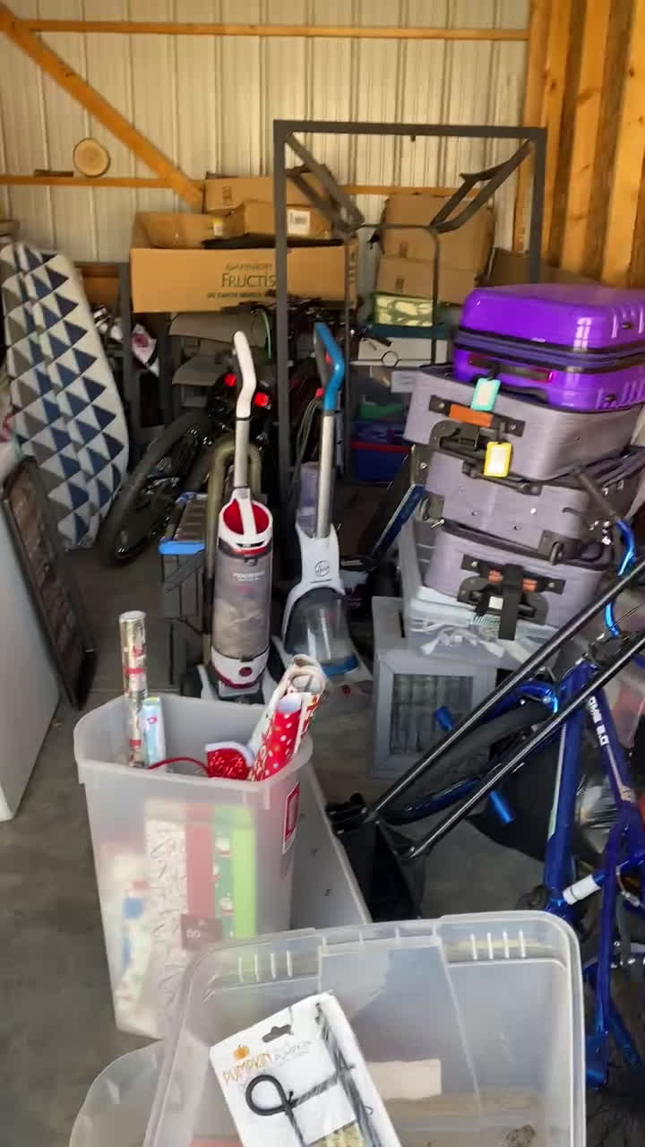 Unit 279 Dubuque, Iowa Dubuqueland MiniStorage BID13