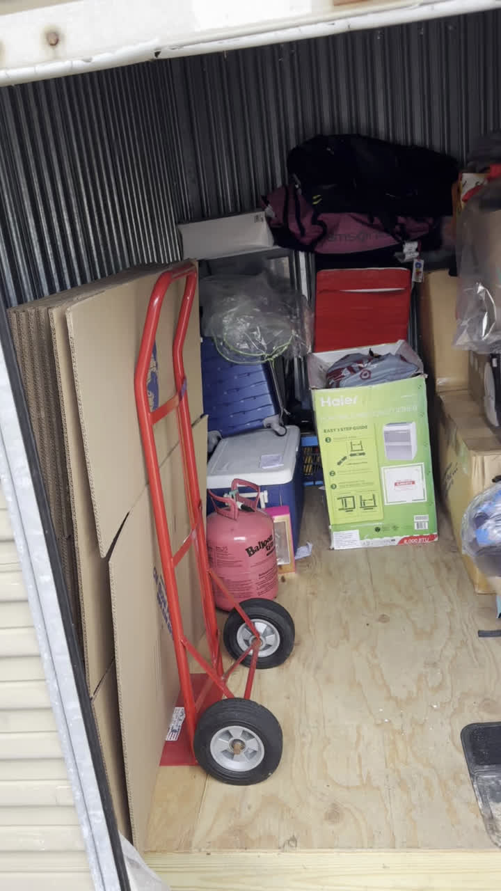 Unit 046 Somersworth, New Hampshire PIP Storage of Somersworth BID13