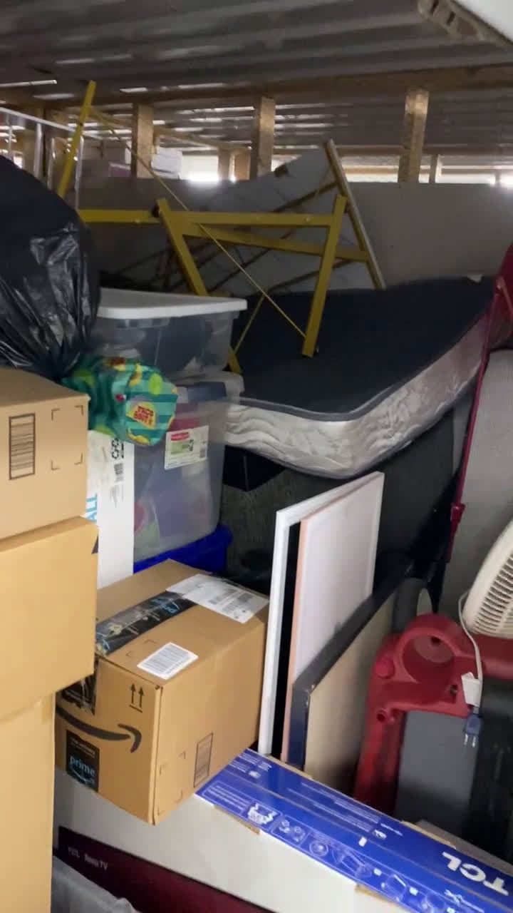 Unit 352A Dubuque, Iowa Dubuqueland MiniStorage BID13