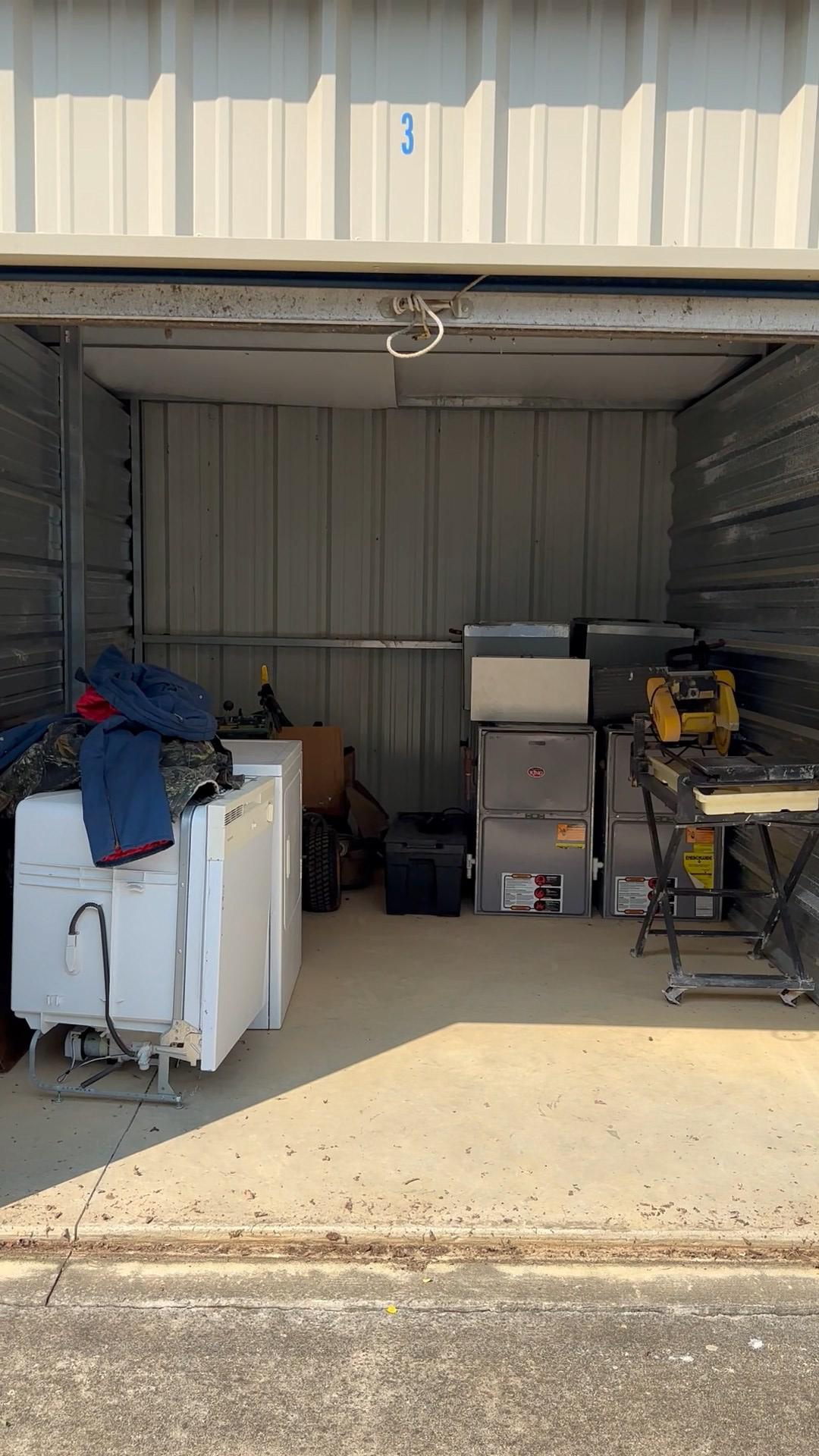Radcliffe Locks Unit D-3 - Radcliff, Kentucky | Knox Locks Self Storage | BID13