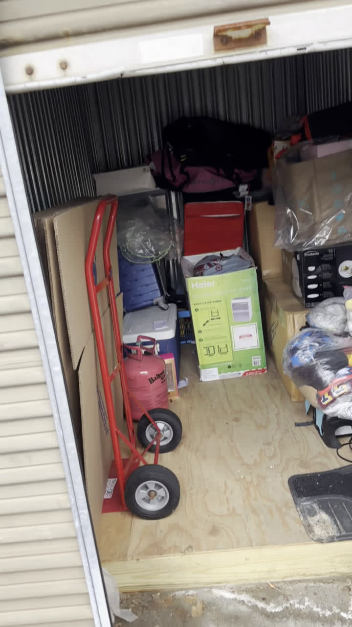 Unit 046 Somersworth, New Hampshire PIP Storage of Somersworth BID13