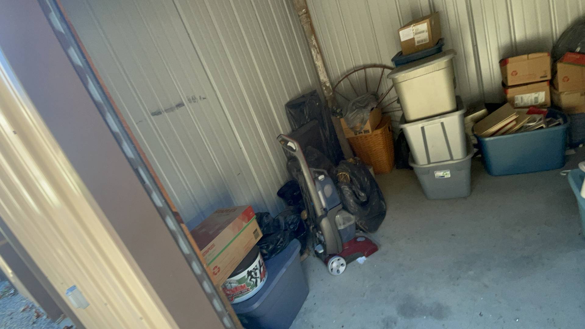 Unit C33 Zanesville, Ohio Premier Storage of ZanesvilleNewark Road