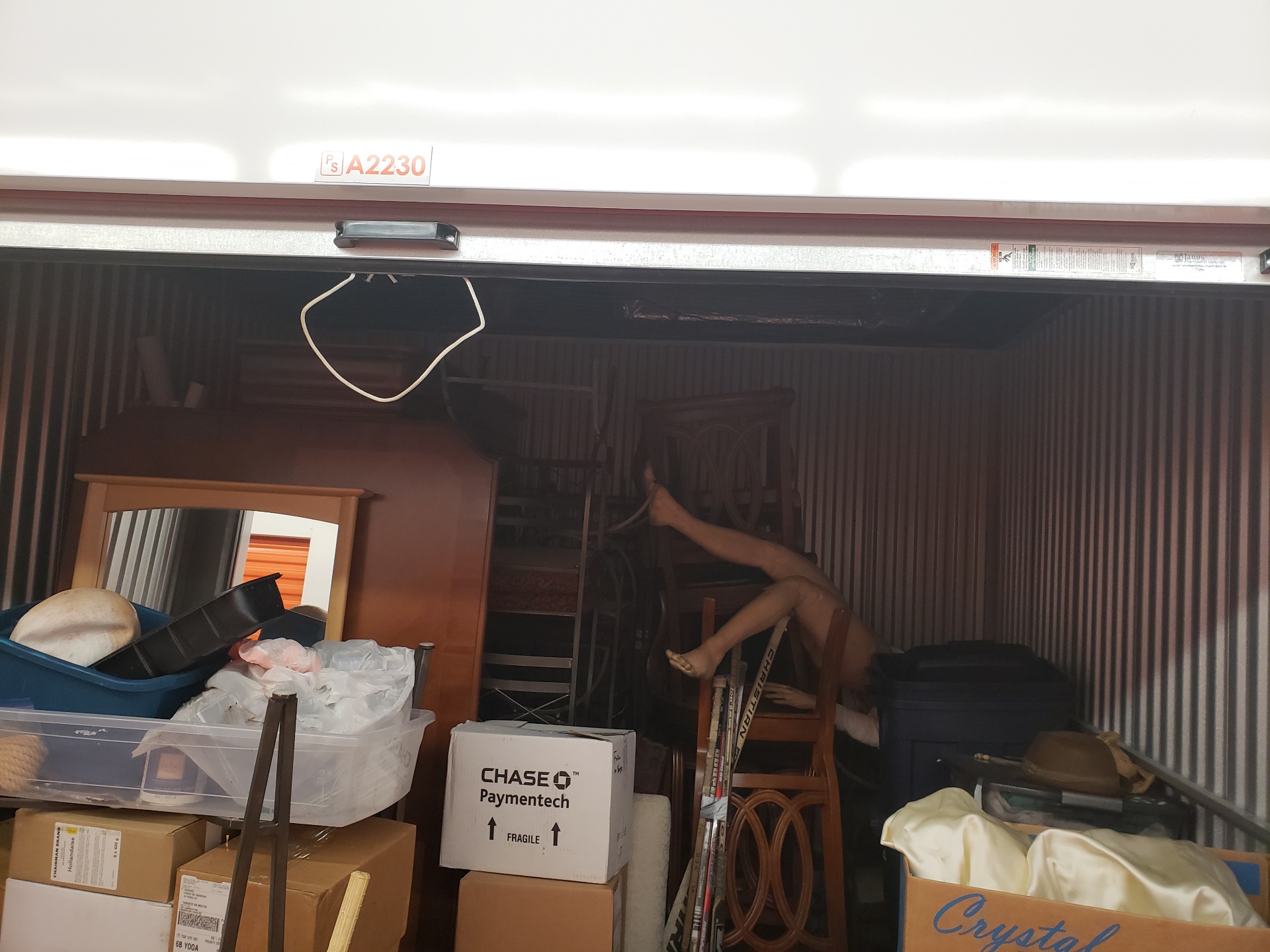 Unit A2230 Oakville, Ontario Public Storage P0049 North Service