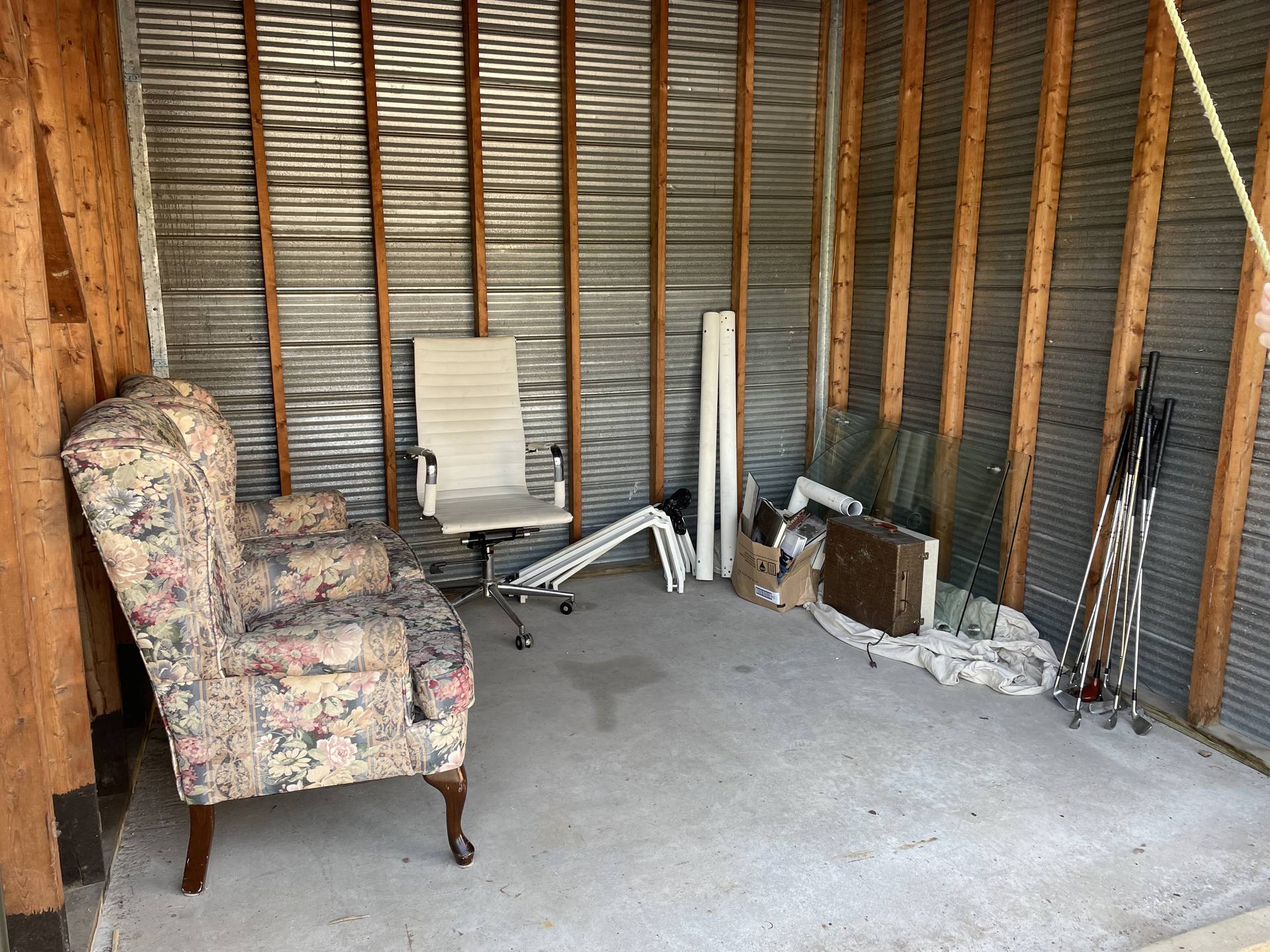 Unit C89 Whitby, Ontario L236 Access Storage 1760 Harbour St BID13