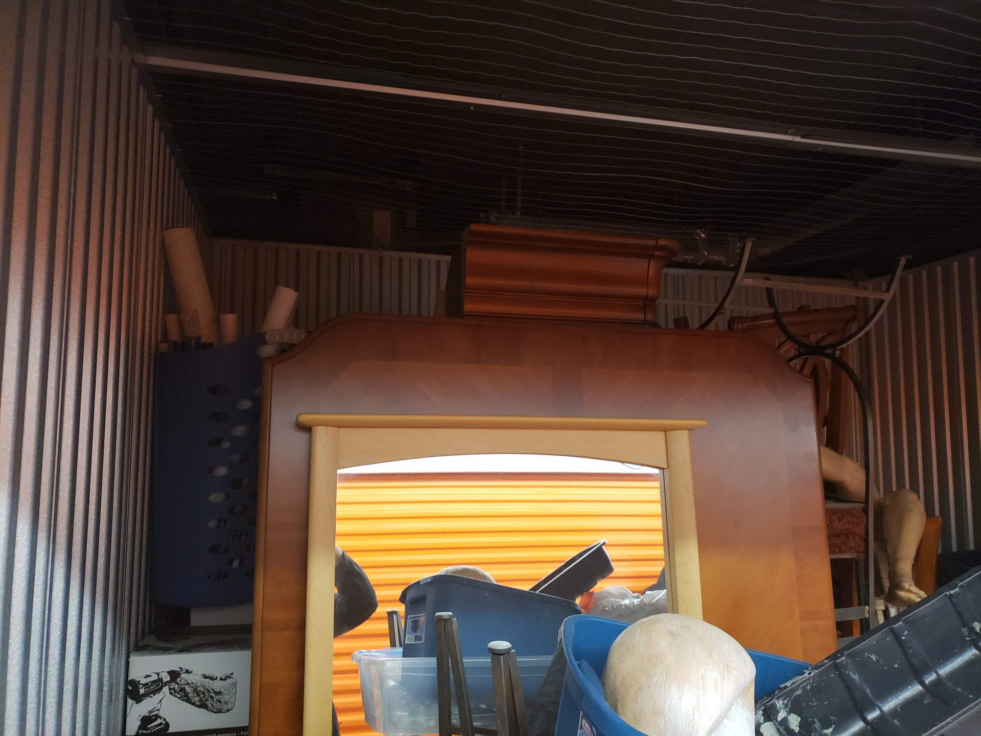 Unit A2230 Oakville, Ontario Public Storage P0049 North Service