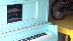 Vintage-Piano