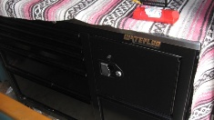 tool-chest/cabinet