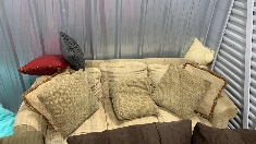 Throw-Pillows