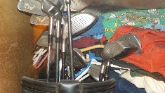 Several-Golf-Bags-(6?)