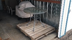 PATIO TABLE/CHAIRS