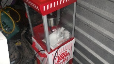 popcorn_cart