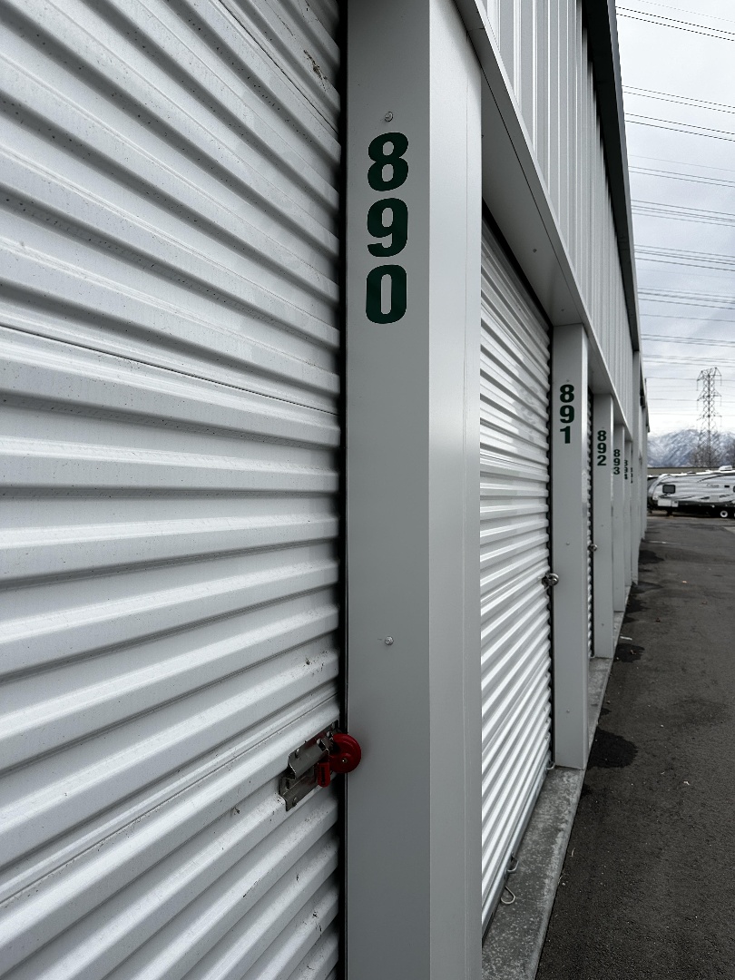 Unit 890 Syracuse, Utah Gateway Storage BID13