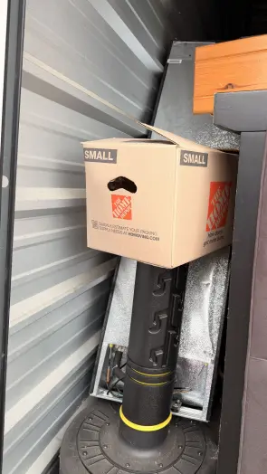 Unit 810 - Clinton township, Michigan | Mini Maxi Self Storage | BID13