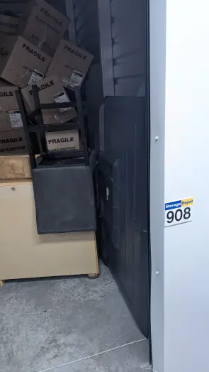 Dresser