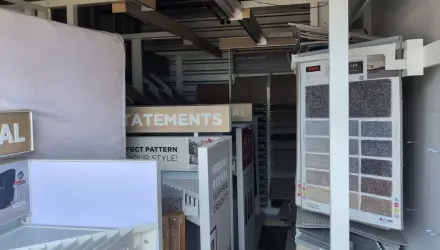 showroom-displays